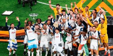 Harry Kane congratulates Tottenham on Europa League triumph