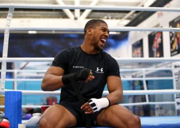 Akwaaba! Ghanians elated as Anthony Joshua arrives Ghana for “Battle of the Beasts”