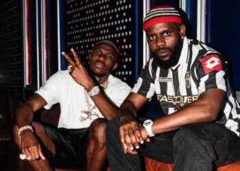 Osimhen silences transfer rumours to chill with Odumodublvck