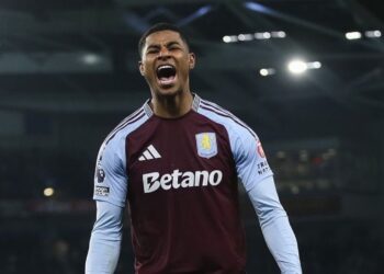 Rashford returns to United as Villa opt against £40m buy clause