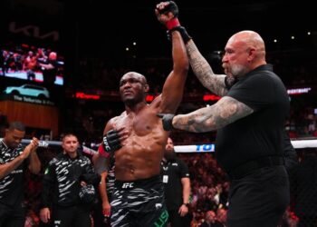 Kamaru Usman dominates Joaquin Buckley to end losing streak at UFC Atlanta