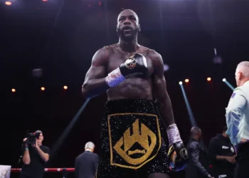 Wilder roars back: Former champ scores first win since 2022 with TKO of Herndon