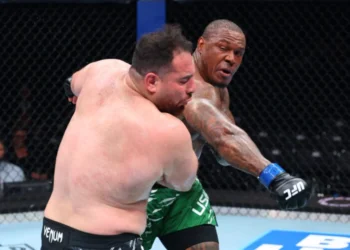 Mohammed Usman triumphs in heavyweight battle at UFC Baku