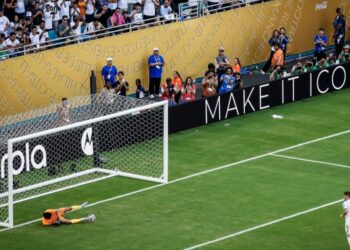 Bono steals show as Al Hilal hold Real Madrid in Club World Cup