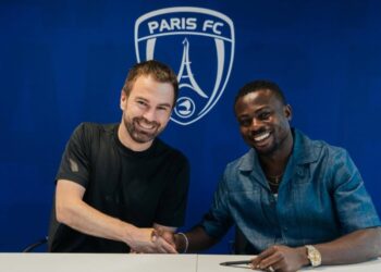 Super Eagles winger Moses Simon dazzles at Paris FC unveiling (pictures)
