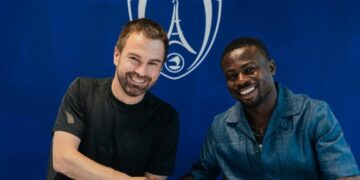 Super Eagles winger Moses Simon dazzles at Paris FC unveiling (pictures)