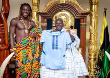 Doku pays courtesy visit to Ghanaian traditional ruler
