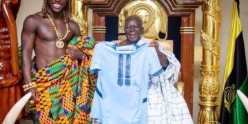 Doku pays courtesy visit to Ghanaian traditional ruler
