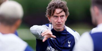 Tottenham Hotspur plot move for Manchester City winger