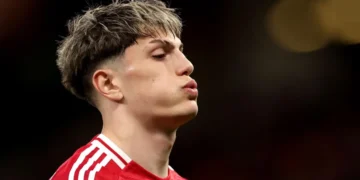 Chelsea offer Man Utd two flops in deal to sign Garnacho