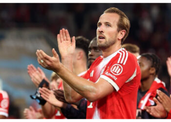 Bundesliga Roundup: Leverkusen blow 2-goal lead, Bayern hang on for win