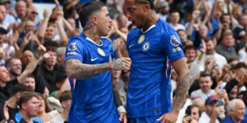 PL: Fernandes rescues United, Bournemouth stun Spurs as Chelsea go top