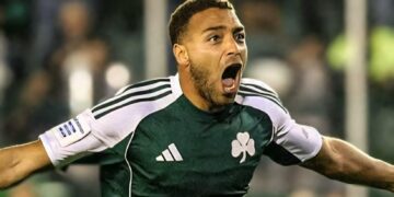 Cyriel Dessers impresses as Olympiacos hold Panathiniakos in Greek Derby