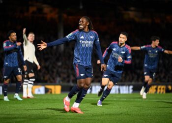 Premier League Powerhouses Advance: Arsenal, Man City, Newcastle, and Spurs Storm into Carabao Cup fourth round