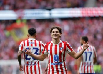 La Liga Roundup: Alvarez shines as Atletico smash Real Madrid, Villarreal run continues