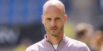 Wolfsburg close in on ex-Manchester United midfielder