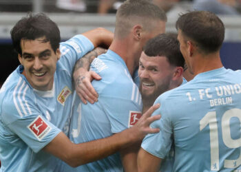 Bundesliga Roundup: Leverkusen drop points, Burke hits hat-trick