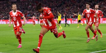Bundesliga roundup: Kane, Olise lead Bayern to win over Dortmund