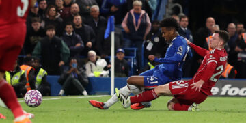 Estêvão’s late strike sink Liverpool at Stamford Bridge as Manchester United, Arsenal Tottenham cruise to victories.