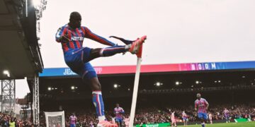 Marteta’s hat trick rescues point for Palace as Haaland powers City to victory over Everton