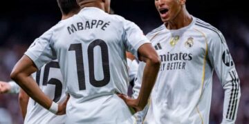 Real Madrid win El Clásico as Celta stun Osasuna and Rayo strike late