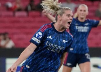 United, Madrid and Arsenal claim big wins as Bayern leave it late