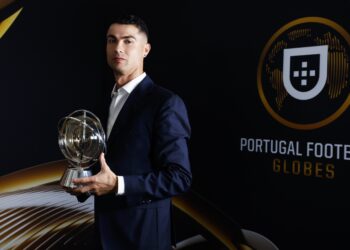 Portugal honour Ronaldo with Prestige Globe Award