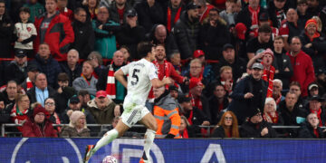 Premier League Roundup: Villa edge Spurs, Maguire leads United to Anfield upset