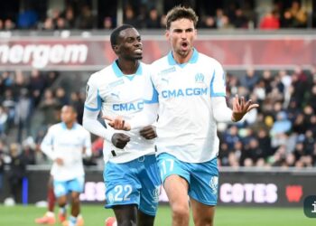 Marseille go top as Lens strike late, Brest frustrated