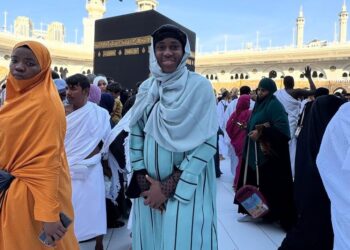 Oshoala visits Mecca with Al Hilal teammates