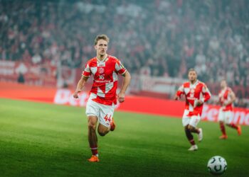 Fiorentina suffer first defeat as Mainz, Celje, Samsunspor extend winning streak