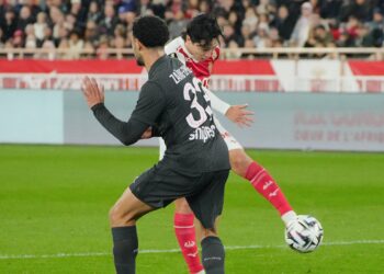 Monaco stun PSG as Toulouse grab late equalizer to deny Marseille 