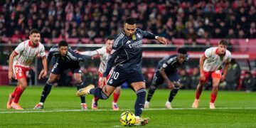 Girona extend Madrid’s winless run, Betis win Seville derby as Villarreal snatch late win over Sociedad