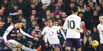 Rodgers’ brace extends Villa’s winning streak as Manchester United drop to seventh