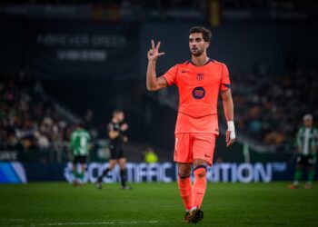 Barcelona, Real Betis lock horns in eight-goal thriller