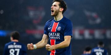 Five-star PSG dismantle Rennes to narrow gap with Lens