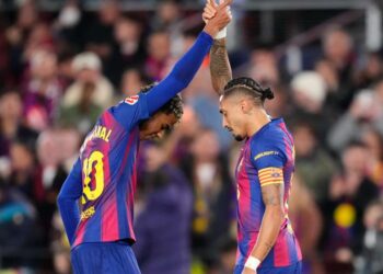 Raphinha’s brace increases Barcelona’s gap over Madrid as Atletico edge Valencia to stay within top four