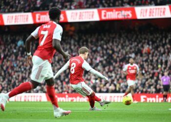 Arsenal reclaim top spot, Liverpool’s resurgence continues as Brentford put Bournemouth to the sword