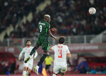 Osimhen gifts self $750k Diamond Pendant Chain on 27th birthday