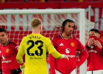 FA Cup: Brighton send Manchester United out, Arsenal brush Portsmouth