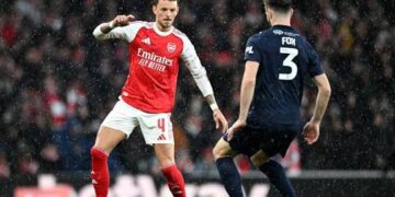 Arsenal, Wolves cruise into the FA Cup fifth round as Grimsby face a late cup exit 