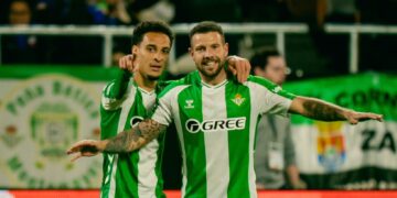 Betis, Villa, Porto cruise into Europa League last eight as Bologna beat Roma in seven-goal thriller