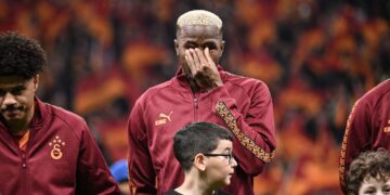 Osimhen appreciates Galatasaray fans after honouring late mother