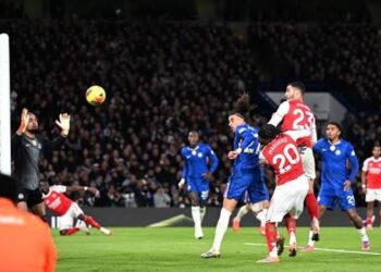 Arsenal Defeat Chelsea to Keep Title Hope Alive: Three Things We Learned from the Match