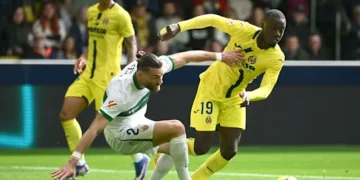 Valencia Edge Five-Goal Thriller as European Race Heats Up