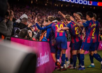 Barcelona increases gap over Real Madrid with derby day rout