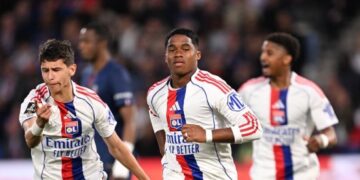Lyon ends losing streak against PSG to put treble dream under threat