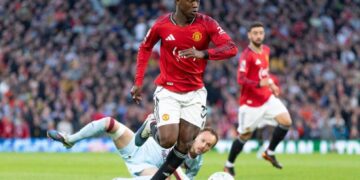 Manchester United stings Brentford to keep Champions League dream at arm’s reach