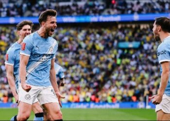Manchester City fight through Southampton’s ambush to clinch FA Cup final ticket