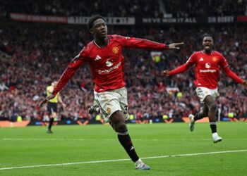 Kobbie Mainoo sends Manchester United into Champions League after a nervy win over Liverpool
